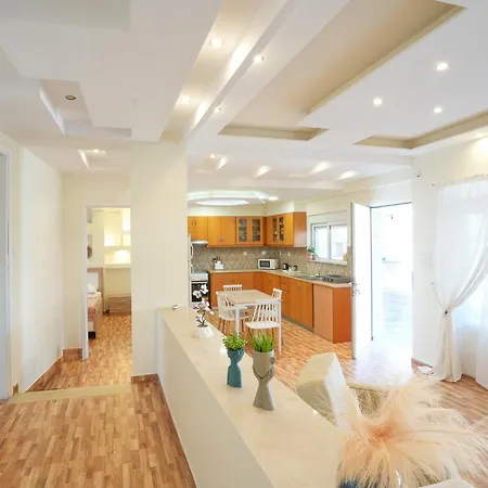 Katerinas Garden * Kámpos