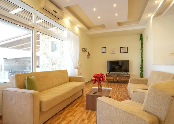 Katerinas Garden Kámpos